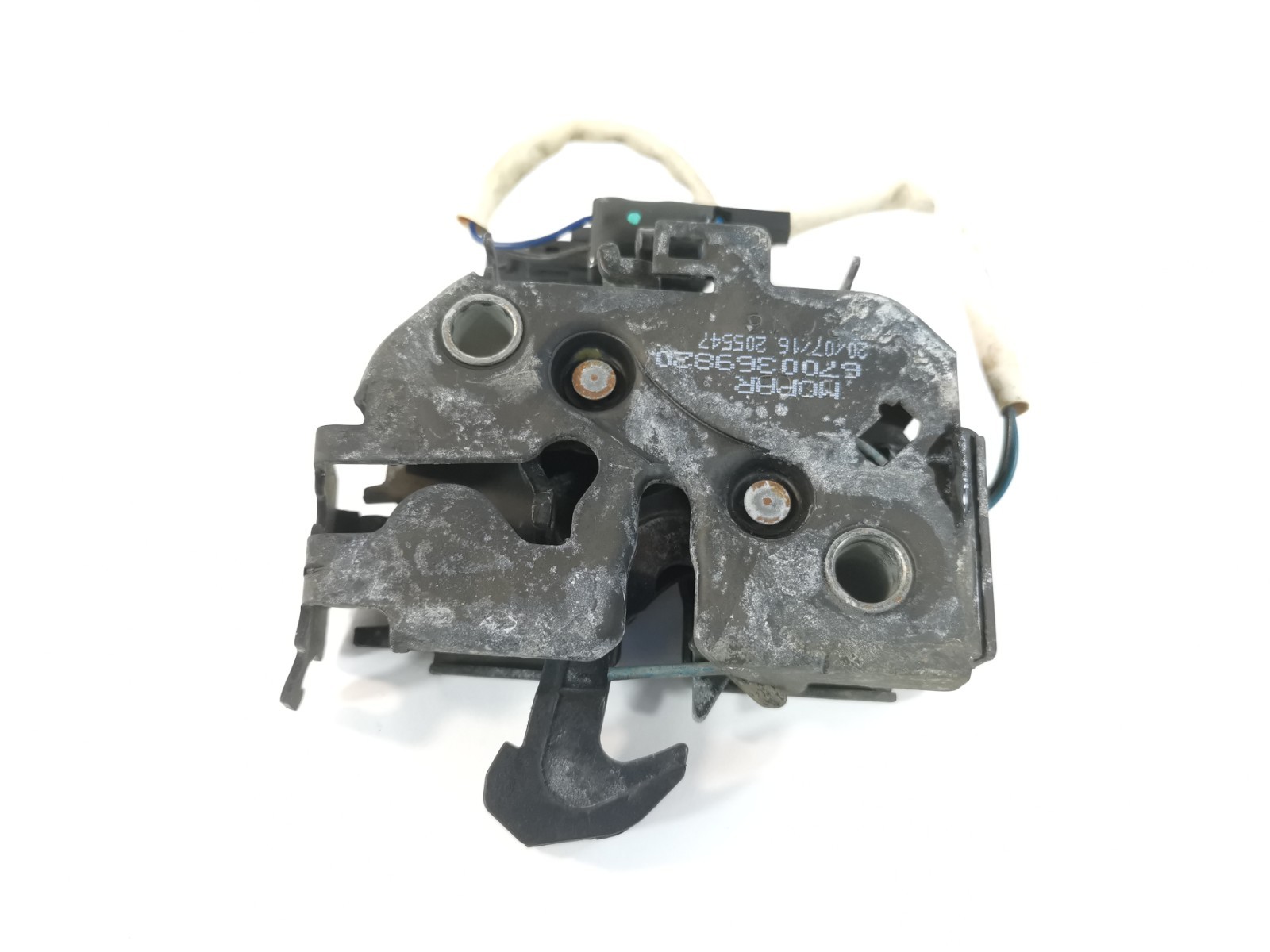 MASERATI LEVANTE S 2017  Right Side Bonnet Hood Lock Latch 6700369820 OEM