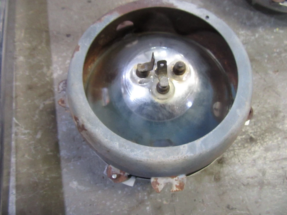 Ford Mainline Fairlane 1955 1956 faro delantero bombilla montaje taza anillo de ajuste Foto 4 de 4