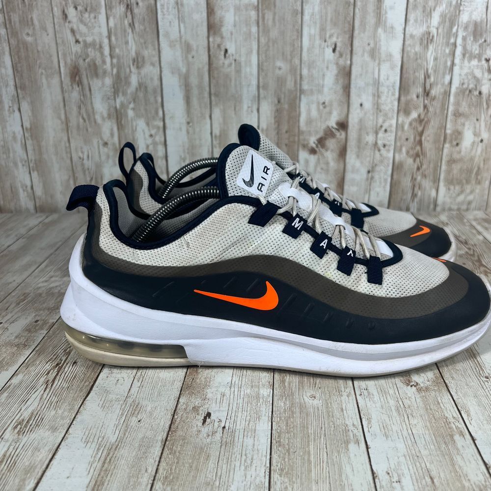 air max axis white orange