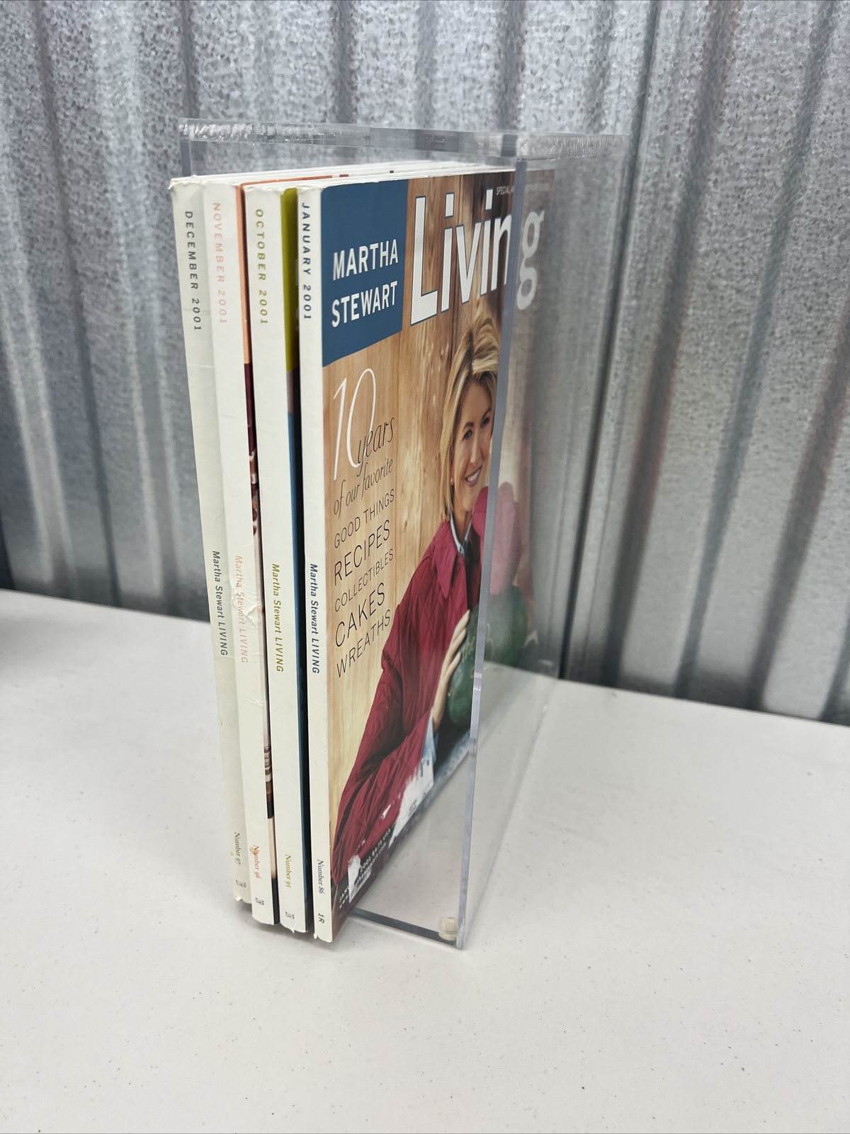 Clear Acrylic Magazine Holder Magazine Rack Storage Organizer File Box for Home-image