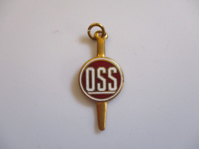 WWII OSS Female Service Award Rare Black OPS CIA Precursor Pin Necklace 