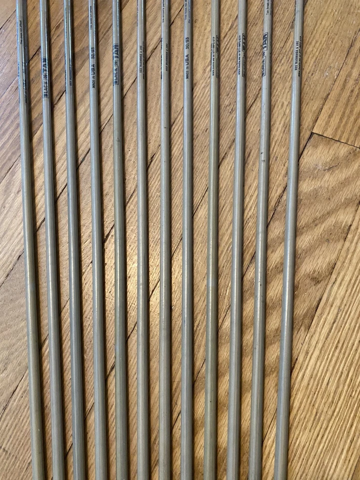 Easton 12x flechas negras-n-tostadas 32,75” excelente estado usado Foto 3 de 4