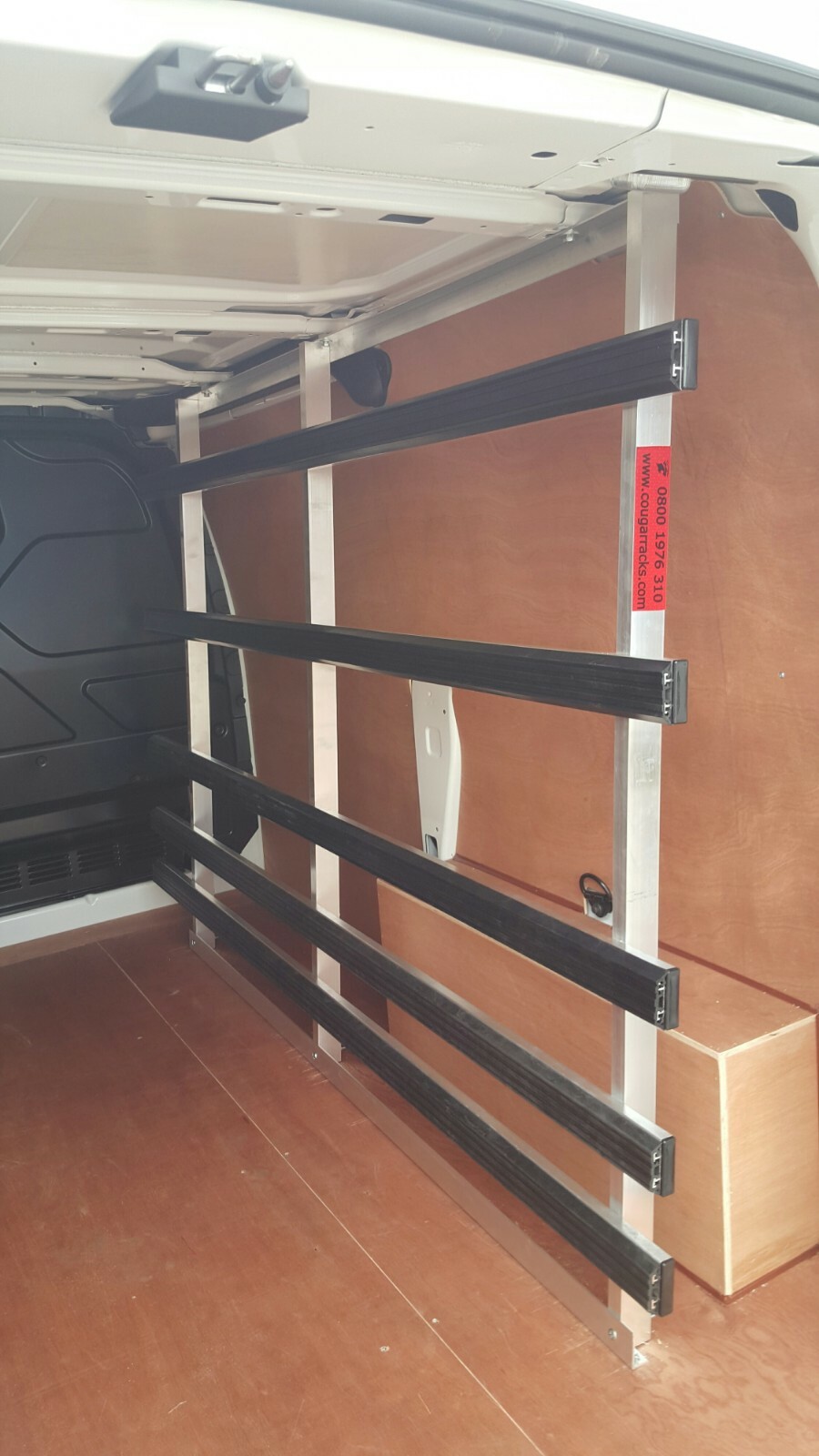 Single Medium Internal Frail Glass Rack Ford Transit (Price includes