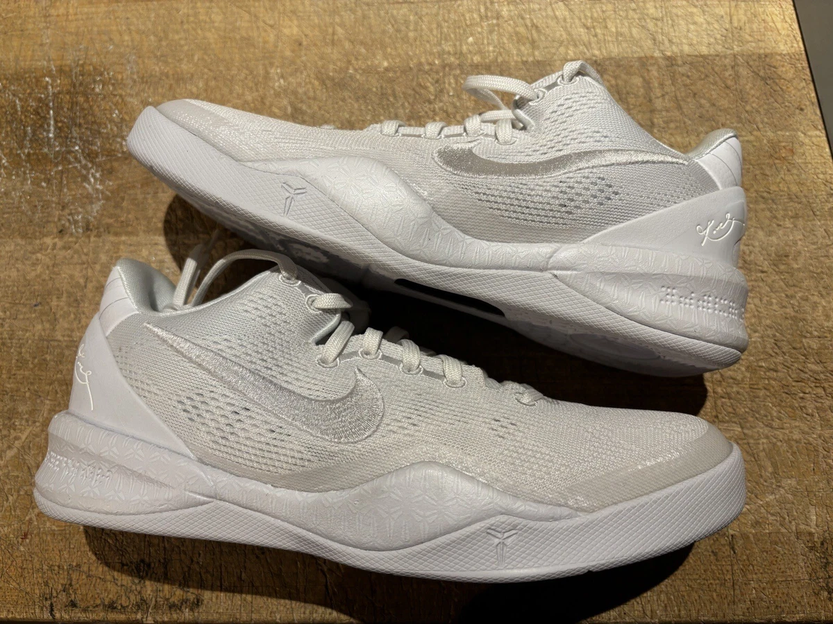 White kobe 2025 low tops