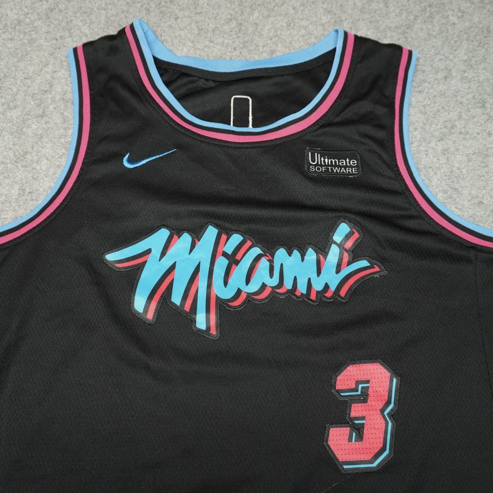 Camiseta de baloncesto Miami Heat Dwyane Wade #3 Nike talla 50 NBA Foto 3 de 4