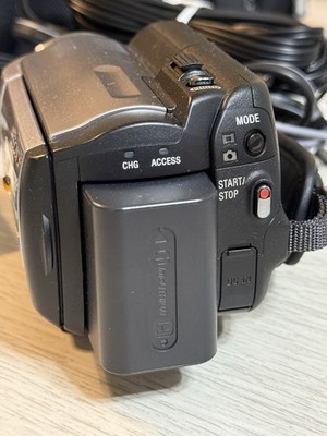 Sony HDR-XR100 Handycam Camcorder 80GB HDD Full HD Video 10x Zoom