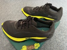 Aston Martin Aramco × Puma Fast-R Nitro Elit...