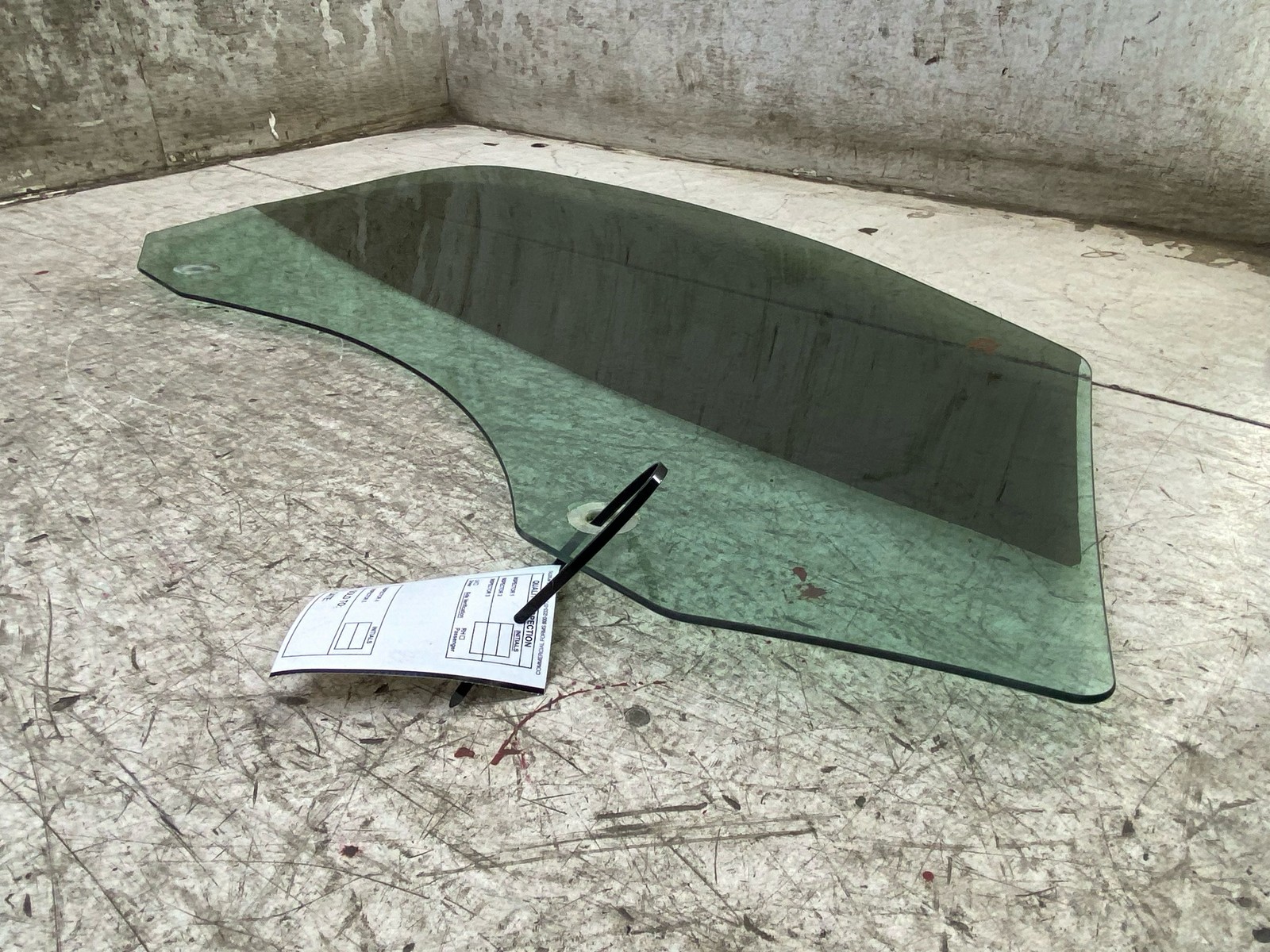 2009 Aston Martin Vantage Lh Front Left Driver Door Glass Window Oem