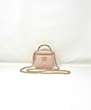 CHANEL Beauty Borsa Trucco Trapuntata Rosa con Specchio su Catena (Regalo VIP) Italia
