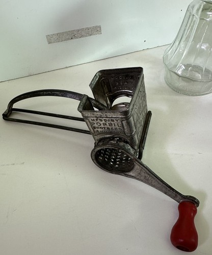 Vintage Küchenwerkzeuge Nussmühle Lebensmittelhäcksler Reibe 40er/50er Mitte des Jahrhunderts selten - Bild 6 von 8