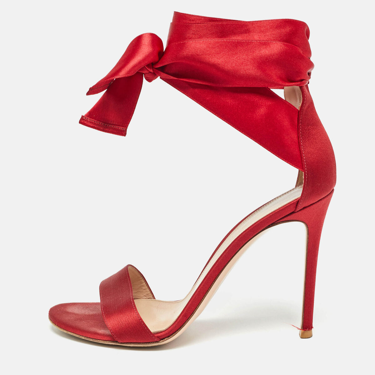 Gianvito Rossi Red Satin Lace Up Gala Open Toe Sandals Size Gianvito Rossi Red Satin Lace Up Gala Open Toe Sandals Size