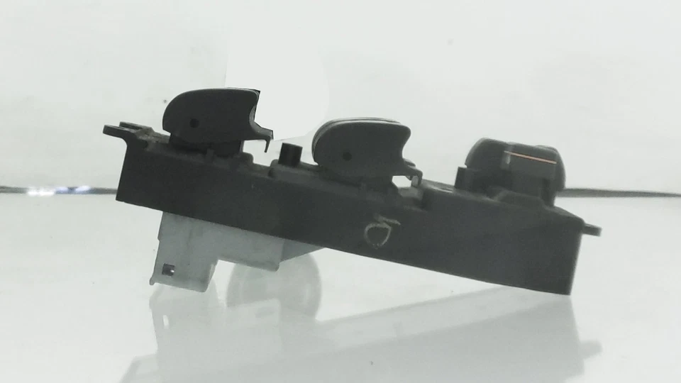 Interruptor de control de ventana de conductor maestro Toyota Sienna 2004-2010 OEM 84820-AE012 Foto 3 de 4