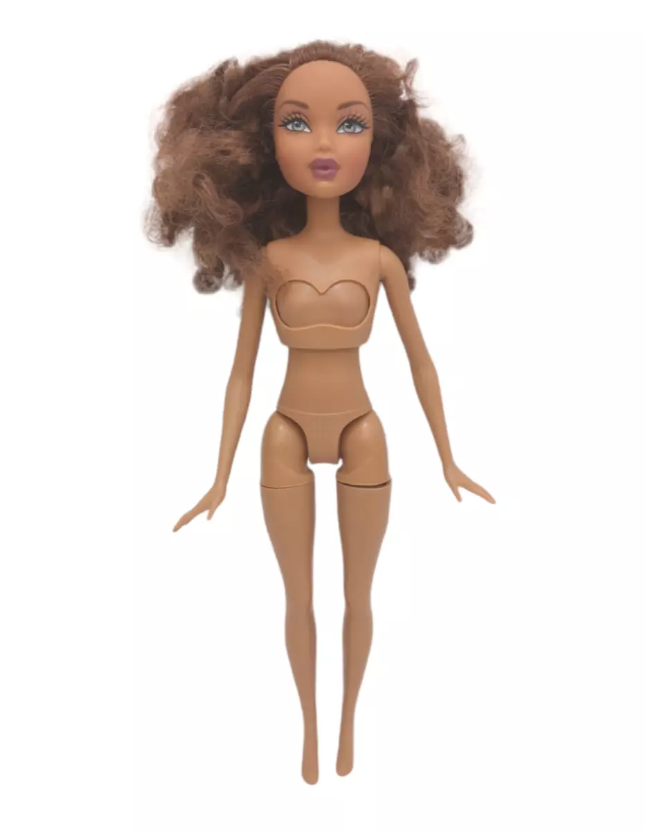 The Little Barbie that grew Breasts