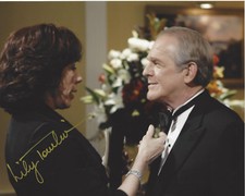 LILY TOMLIN SIGNED AUTHENTIC 'THE WEST WING' DEBORAH 8X10 PHOTO 4 w/COA ACTRESS