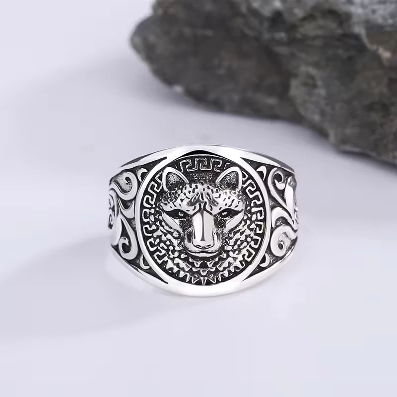 Wolf Ring, Sterlingsilber 925, geschwärzt für Damen und Herren.
