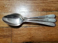 3 ANTIQUE VINTAGE COLLECTABLE *WM ROGERS MFG CO* SILVER PLATED SOUP SPOONS 7.25"