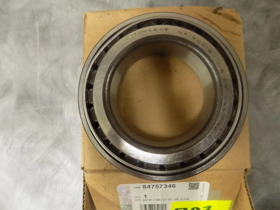 GM 84757346 2001-24 Chevy Silverado Differential Bearing NOS OEM - Image 2 of 4