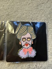  Grayson Perry Shirley Smith Pin Badge delusions of grandeur