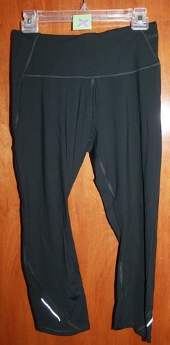 Medium ATHLETIC CAPRI LEGGINGS (black 
