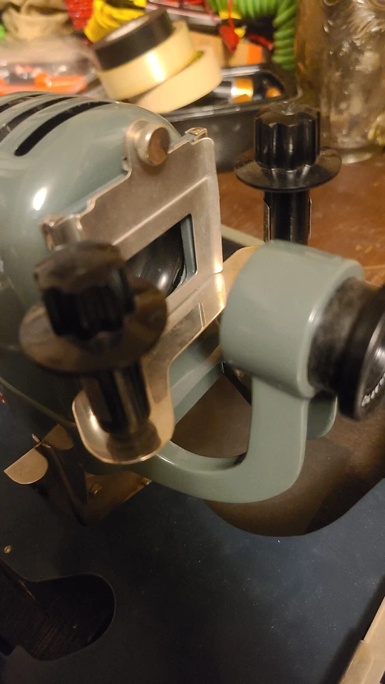 Fuji Birdie Kit Estuche Deslizante Portátil 35mm Proyector de Película Japón FUNCIONA De Colección Años 50’s Foto 4 de 4