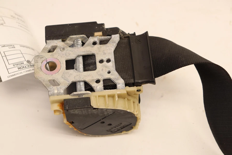 BMW Z4 2003-2008 3,0 L CINTURÓN DE SEGURIDAD DELANTERO IZQUIERDO LADO DEL CONDUCTOR NEGRO OEM Foto 3 de 4