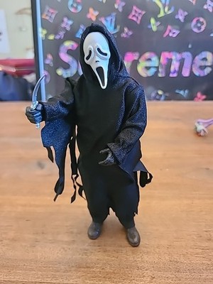 NECA Scream / ''Ghostface'' Loose 8'' Clothed Action Figure 