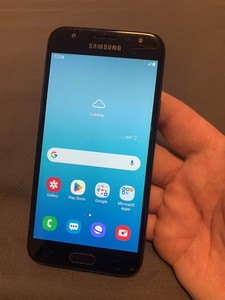 Samsung Galaxy J3 (2017) Smartphone Handy ENTSPERRT 4G LTE Android 9 16GB J330