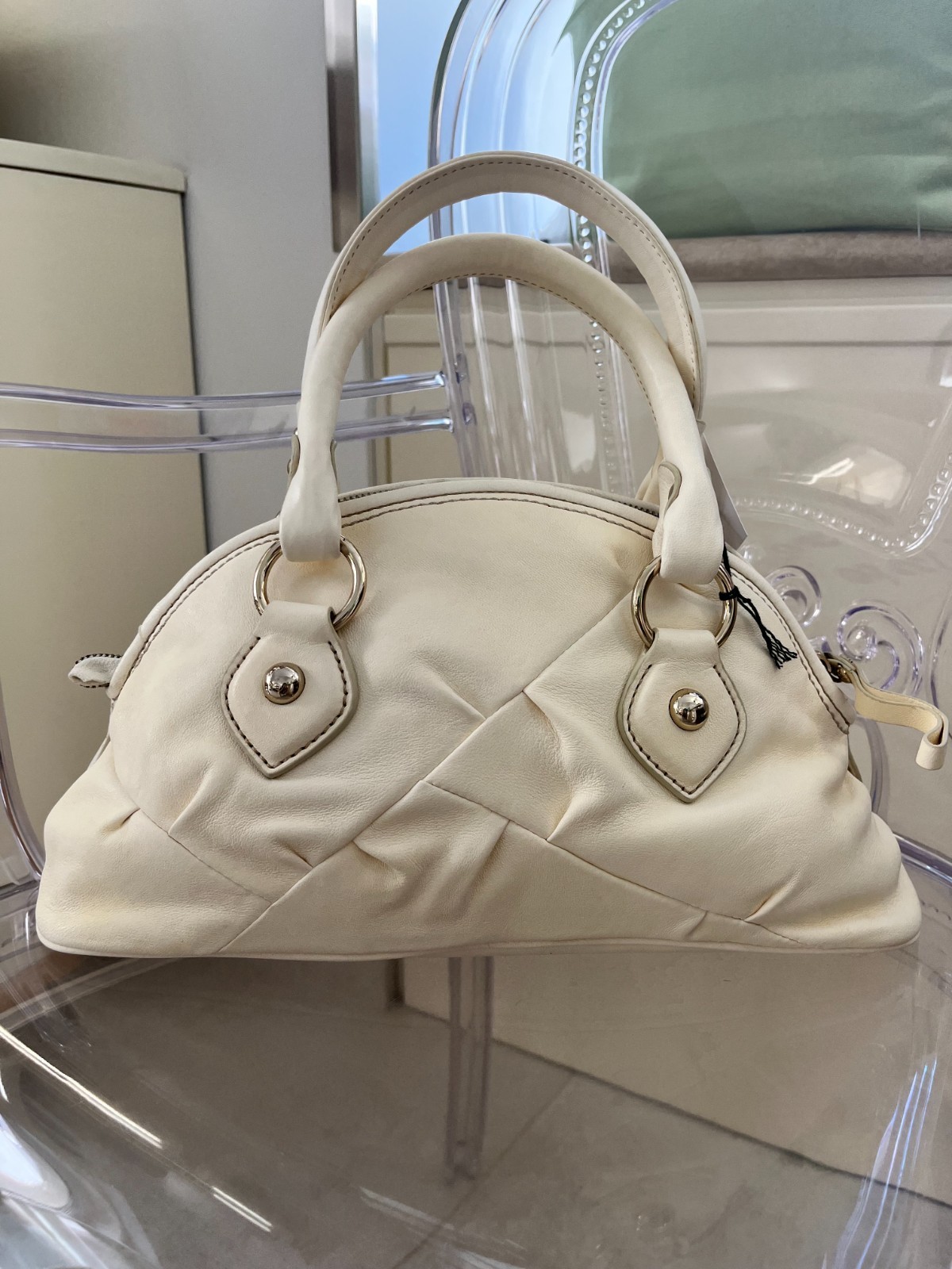 Borsa Coccinelle a mano colore bianco