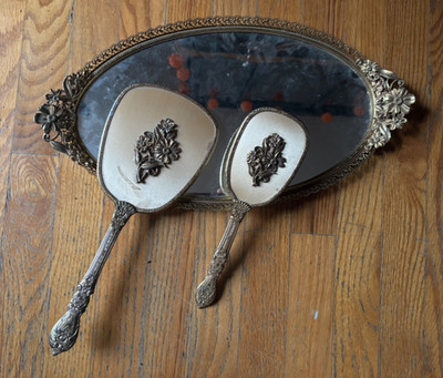 Vintage Vanity Dresser Set   Mirror, Brush & Filigree Tray