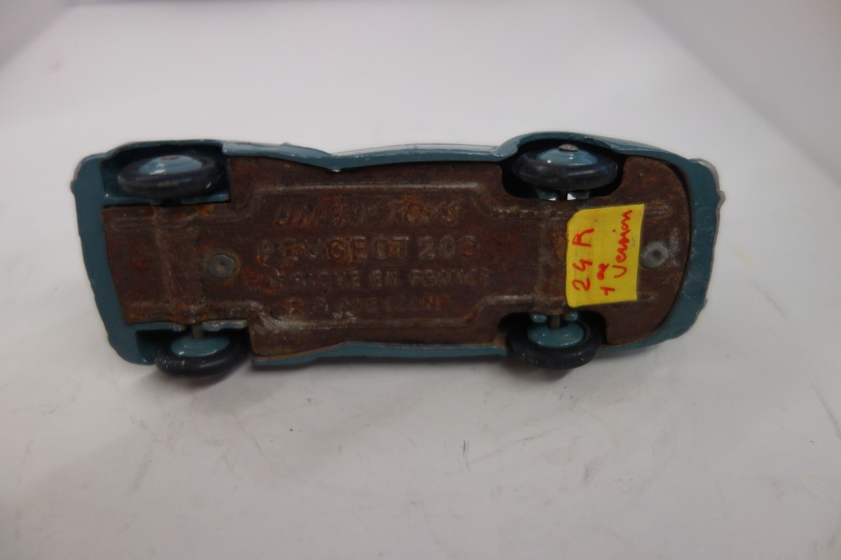 RARE DINKY TOYS PEUGEOT 203 (24r) 1951 - Collection