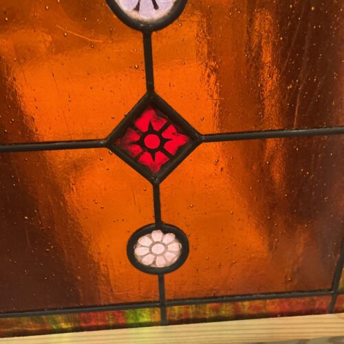 SG4807 vintage stained glass window 16 1/4 in.² - Picture 3 of 7