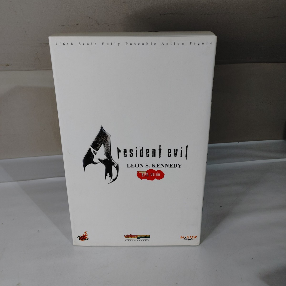 Hot Toys Leon Kennedy Resident Evil 4 RPD Version 1/6 Scale HTF | eBay