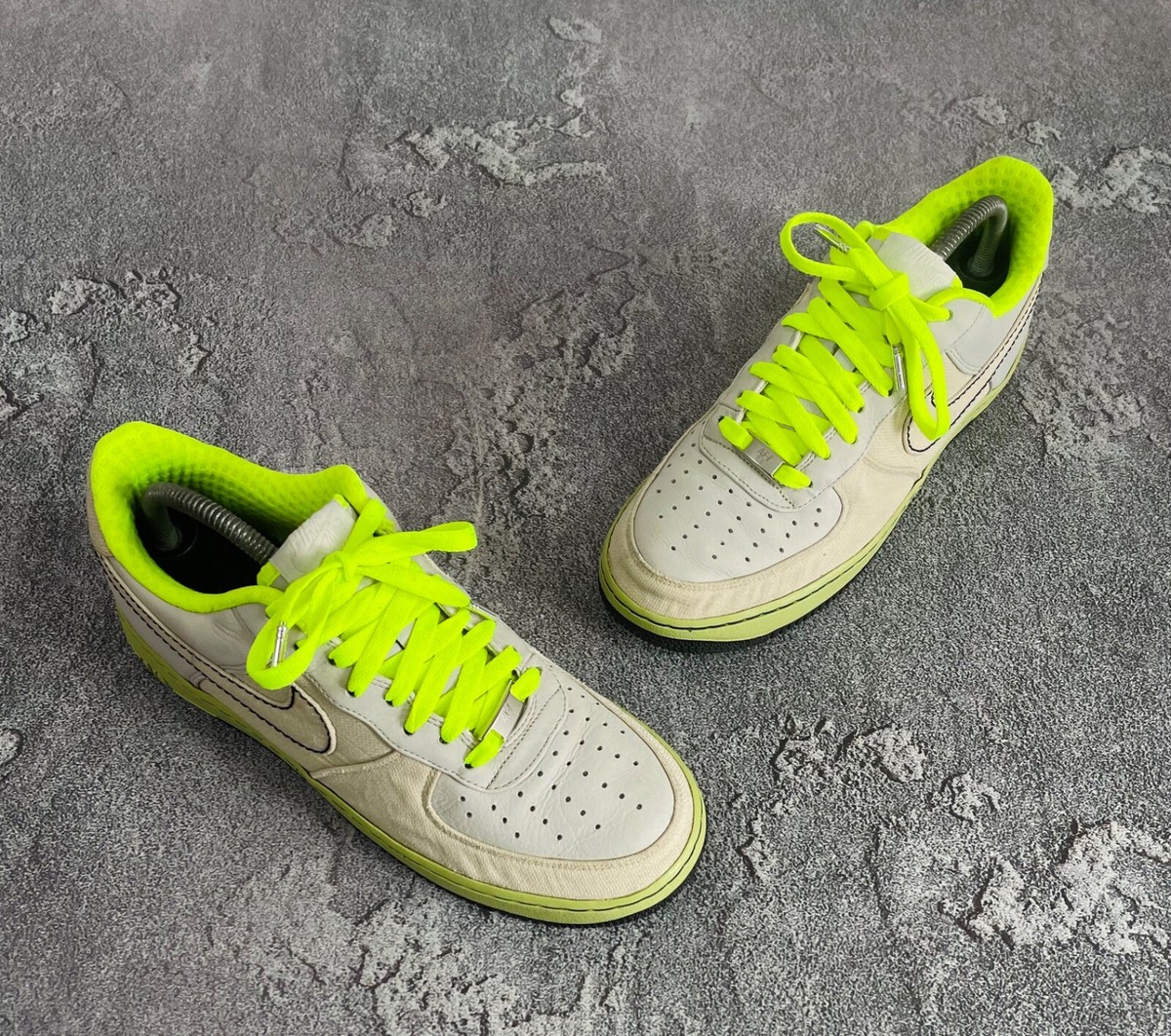 Vintage Nike AIR Force 1 Premium 07 Light Bone Volt Black Toronto