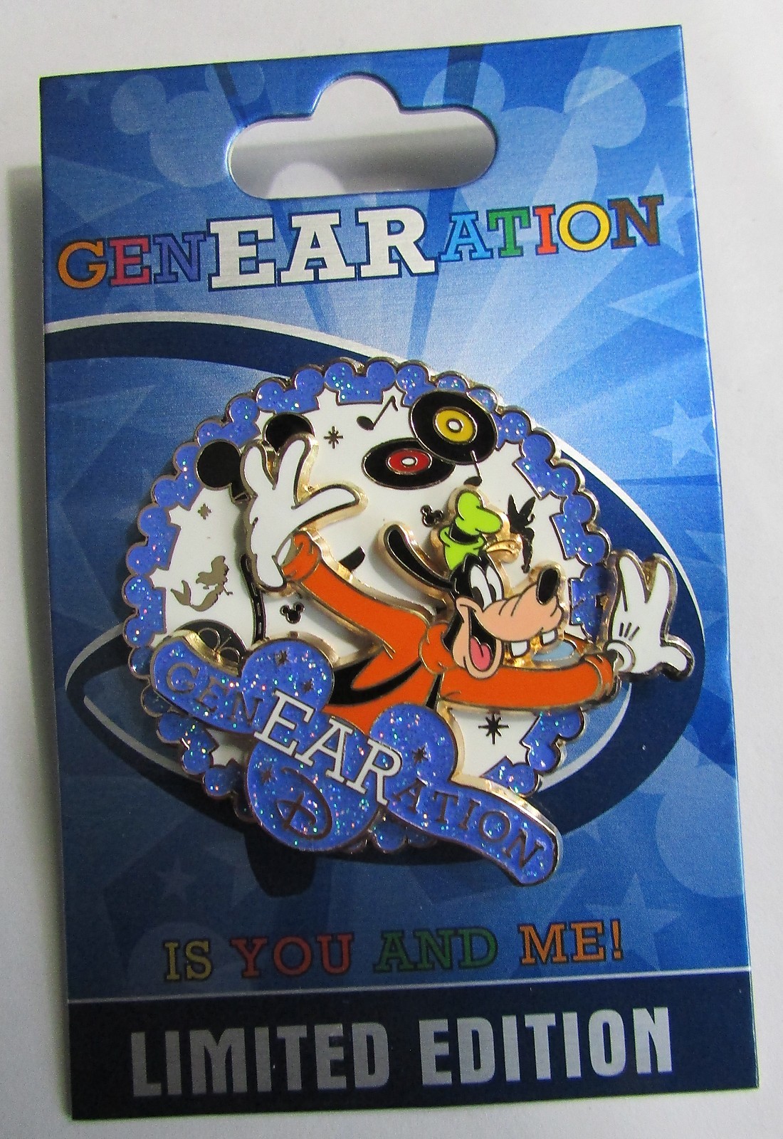 Disney Pin 111234 WDW  GenEaration D Gift  with Goofy Pin