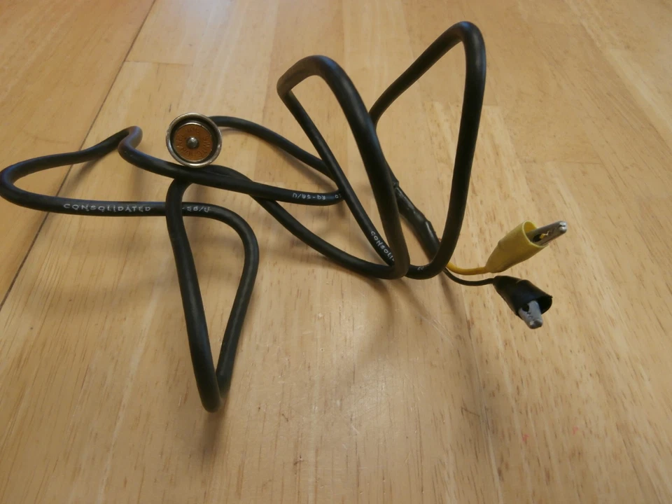 B&K DYNASCAN 2501F MIC CONNECTOR TO 2 MINI ALLIGATOR CLIPS TEST LEAD,NOS - Image 4 of 4