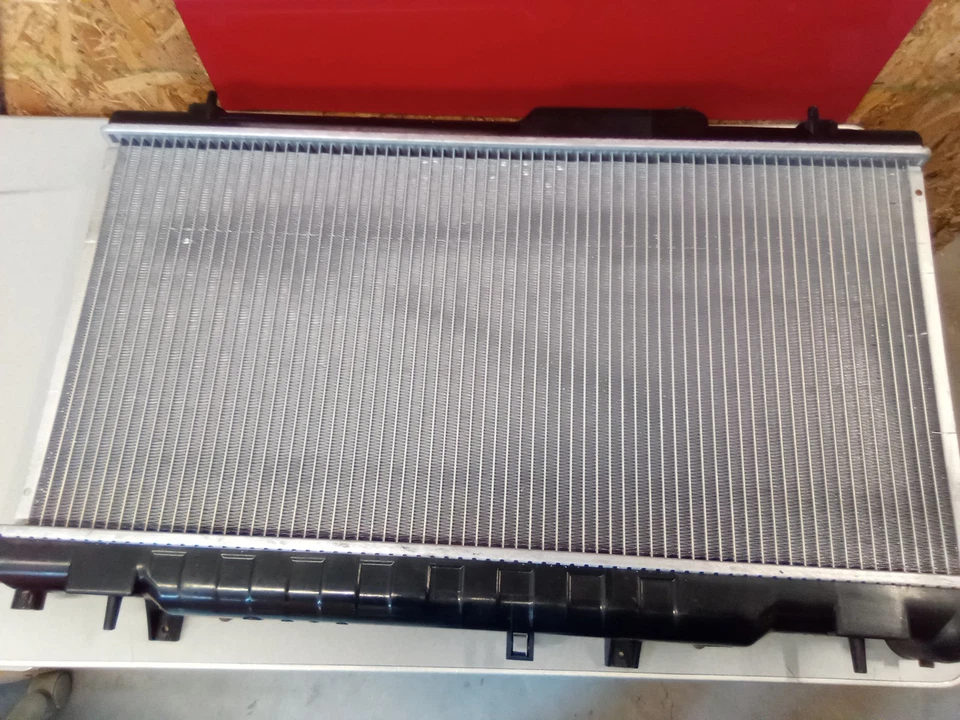 Radiador OSC Diseño Original 13051, Envío Gratis Foto 2 de 4