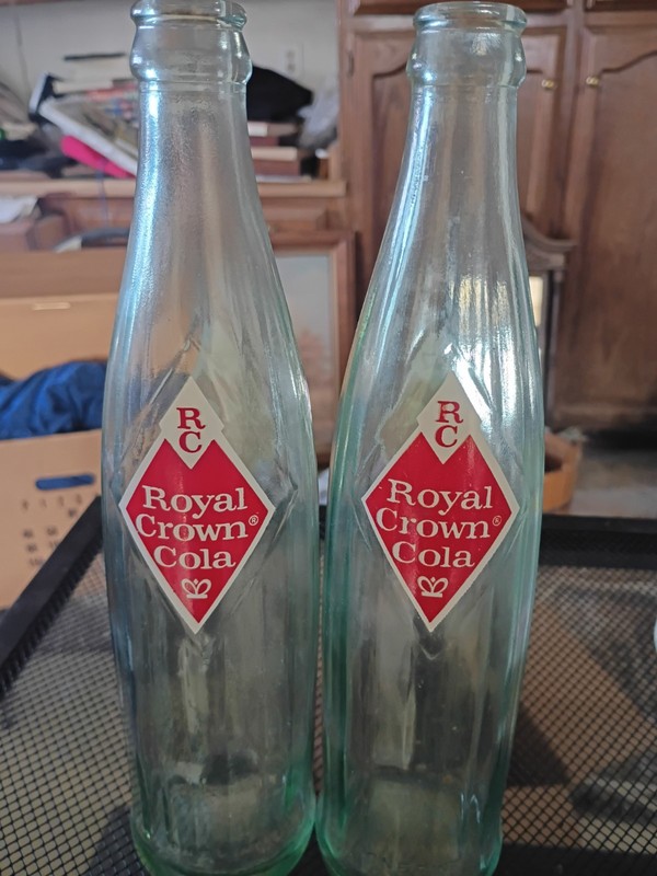 Vintage RC Royal Crown Cola Soda Pop Bottle Half Quart 16 oz Ribbed Green