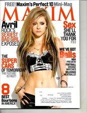 Maxim Magazine November 2010 - Avril Lavigne