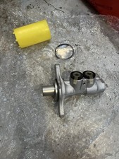 Maître-cylindre de frein Peugeot 207