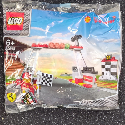 LEGO Finish Line & Podium 40194 Ferrari Polybag Promotional 2014