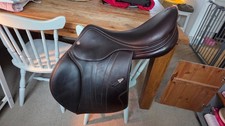 Equipe EK GO Special Brown Jumping Saddle 17.5 Medium Wide, Carbon Fibre tree
