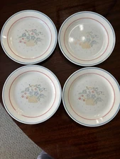 Vintage Corelle Country Cornflower Bread Butter Salad Plates Set of 4 7 ¼”