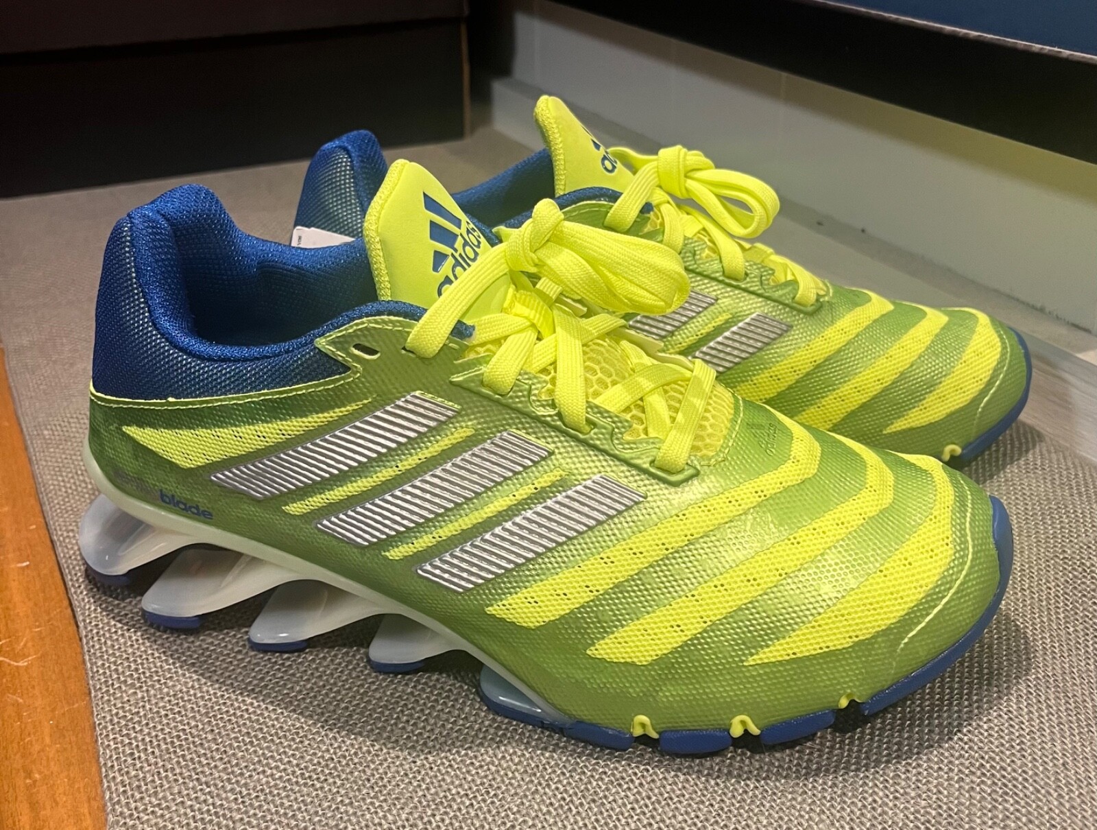 Rare Adidas Springblade Ignite Men’s 5.5/Women’s 7 - New, No Box