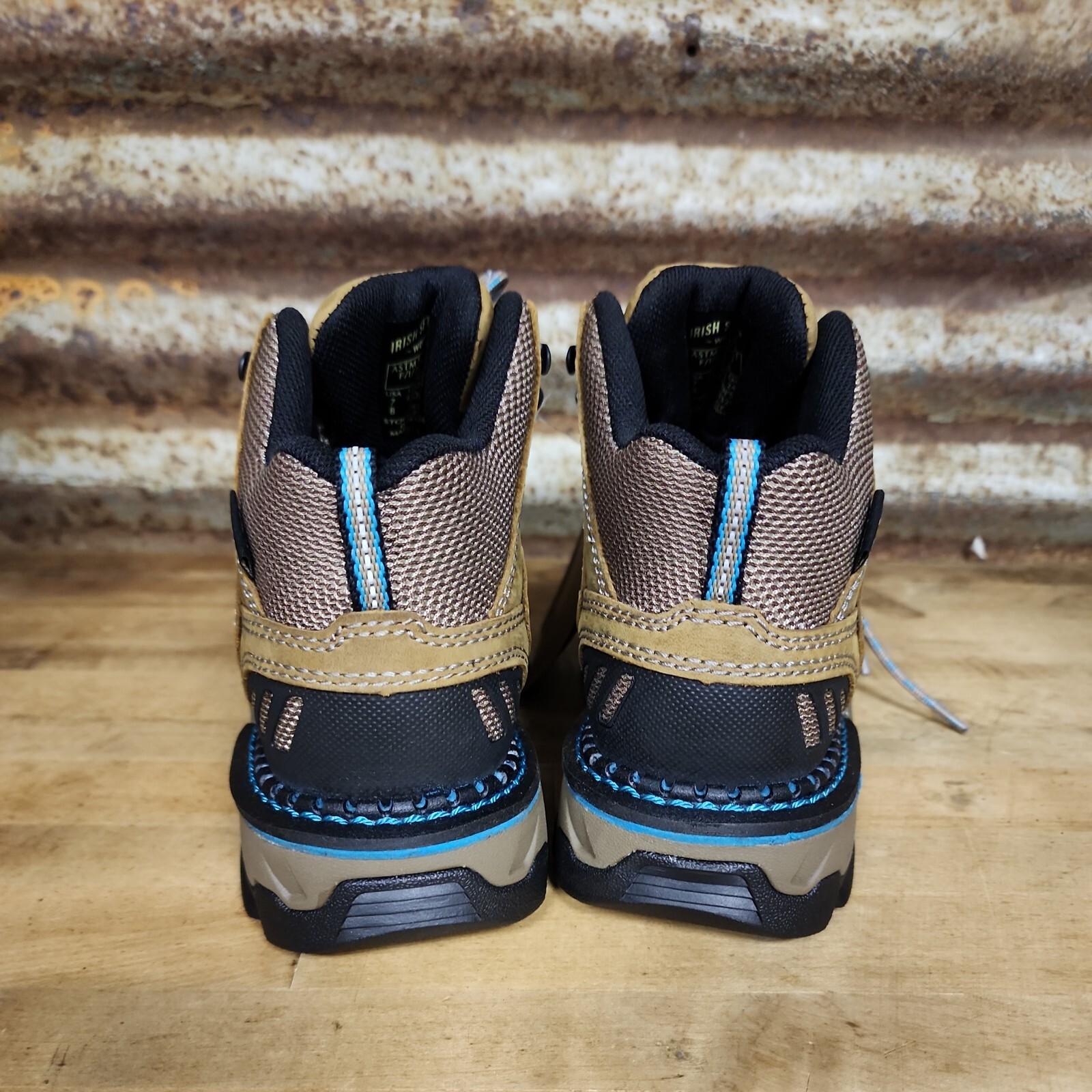 Red Wing Irish Setter BOOTS Work Two Harbors 83204 Women s 8b For Sale red-wing-irish-setter-boots-work-two-harbors-83204-women-s-8b-for-sale
