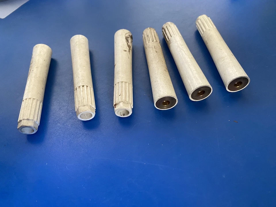 Cuadro de instrumentos de tablero de madera BMW 1968-1974 E9 3,0 CS 2800CS sujetadores OEM Foto 3 de 4