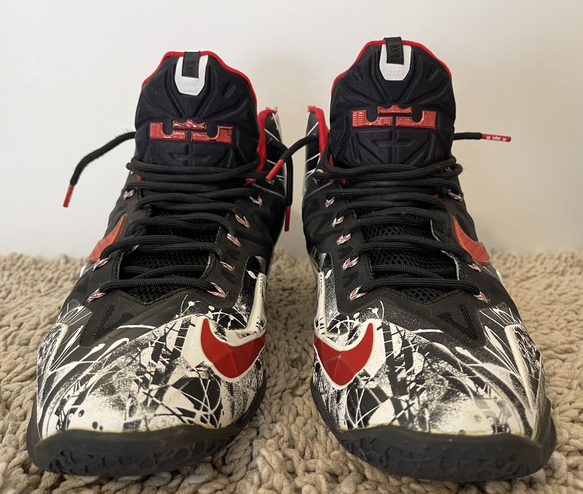 Nike LeBron 11 Graffiti Basketball Shoes 2013 Size 9.5 ~ 616175-100 Nike LeBron 11 Graffiti 2014, 616175-100, Black/White, Mens  main image 2
