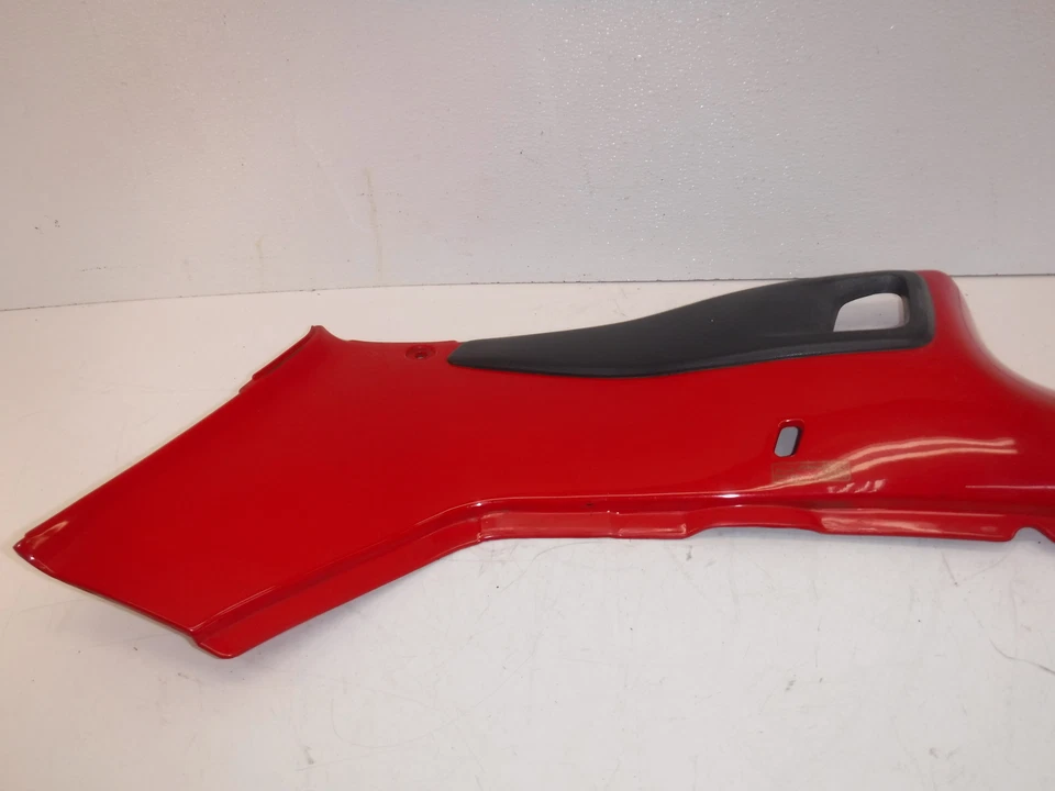 Honda St1100 1995 rojo medio derecho carenado cubierta de plástico Foto 3 de 4