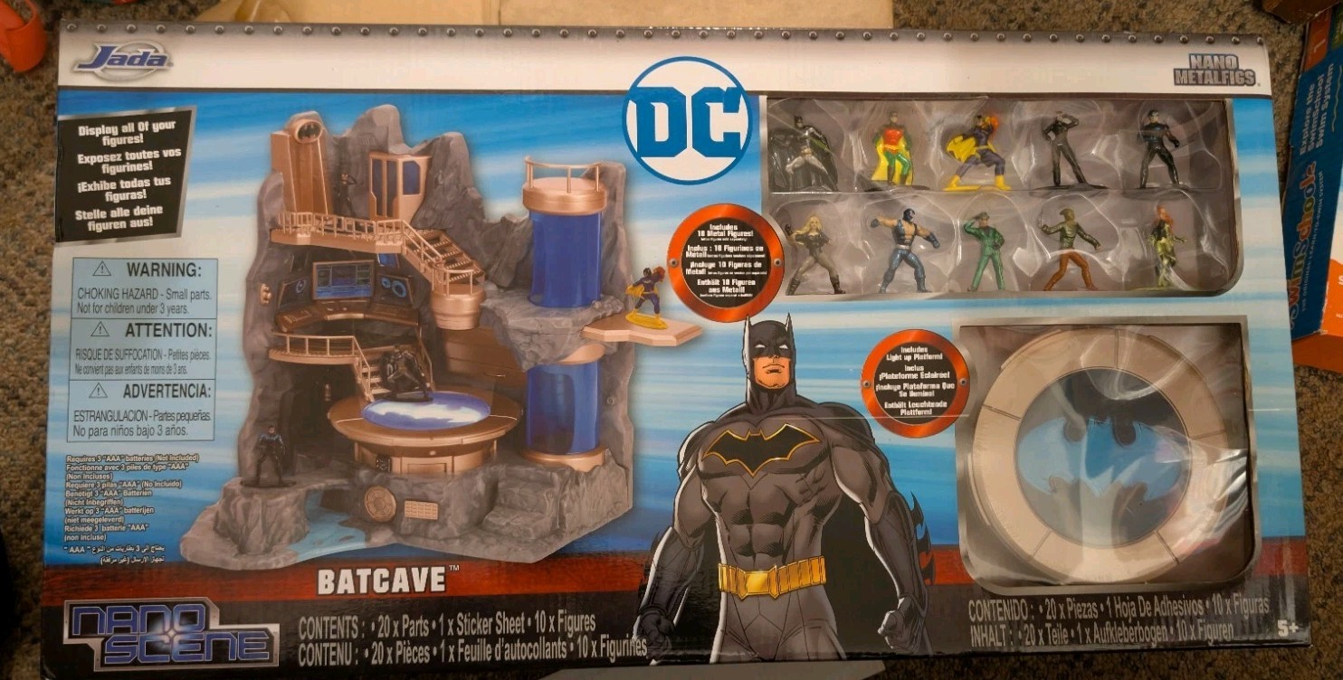 🎅🌲Batman Jada DC Comics Batcave 10 Metal Figures NIB🌲🎅