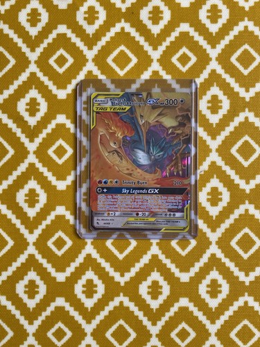 Pokémon TCG Moltres & Zapdos & Articuno GX Hidden Fates Card 44/68