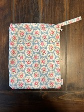 ALVABABY Waterproof Floral Polyester wet Bag Blue White Pink Green Zippered